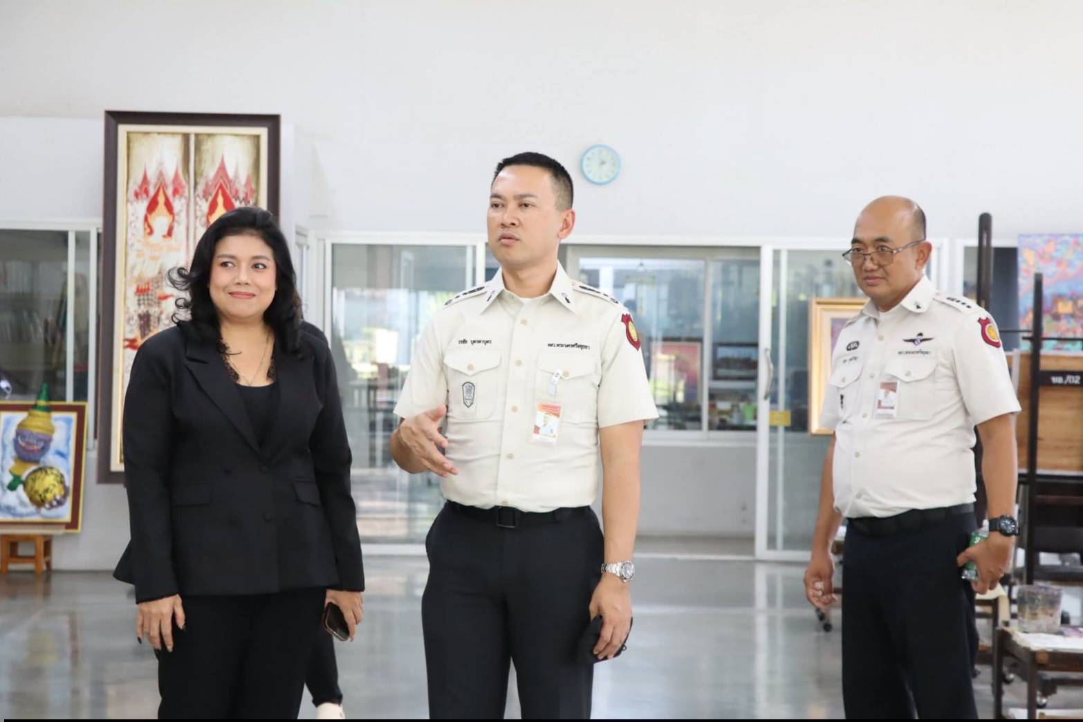 title - ผู้อำนวยการศูนย์ส่งเสริมและพัฒนาอาชีพเสริมนอกภาคการเกษตร ให้การต้อนรับ ผู้อำนวยการทัณฑสถานวัยหนุ่มพระนครศรีอยุธยา พร้อมด้วย ผู้อำนวยการส่วนและหัวหน้าฝ่ายทัณฑสถานฯ เข้าเยี่ยมชมแผนกฝึกอบรมทั้ง 12 แผนก และพื้นที่ภายในศูนย์ส่งเสริมและพัฒนาอาชีพเสริมนอกภาคการเกษตร 